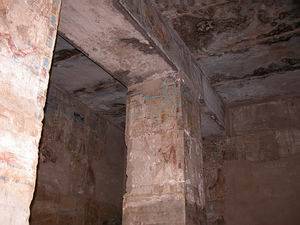 Una de las Cmaras del Ajmenu (Tutmosis III), en donde se halla la llamada "Cmara de los Antepasados"